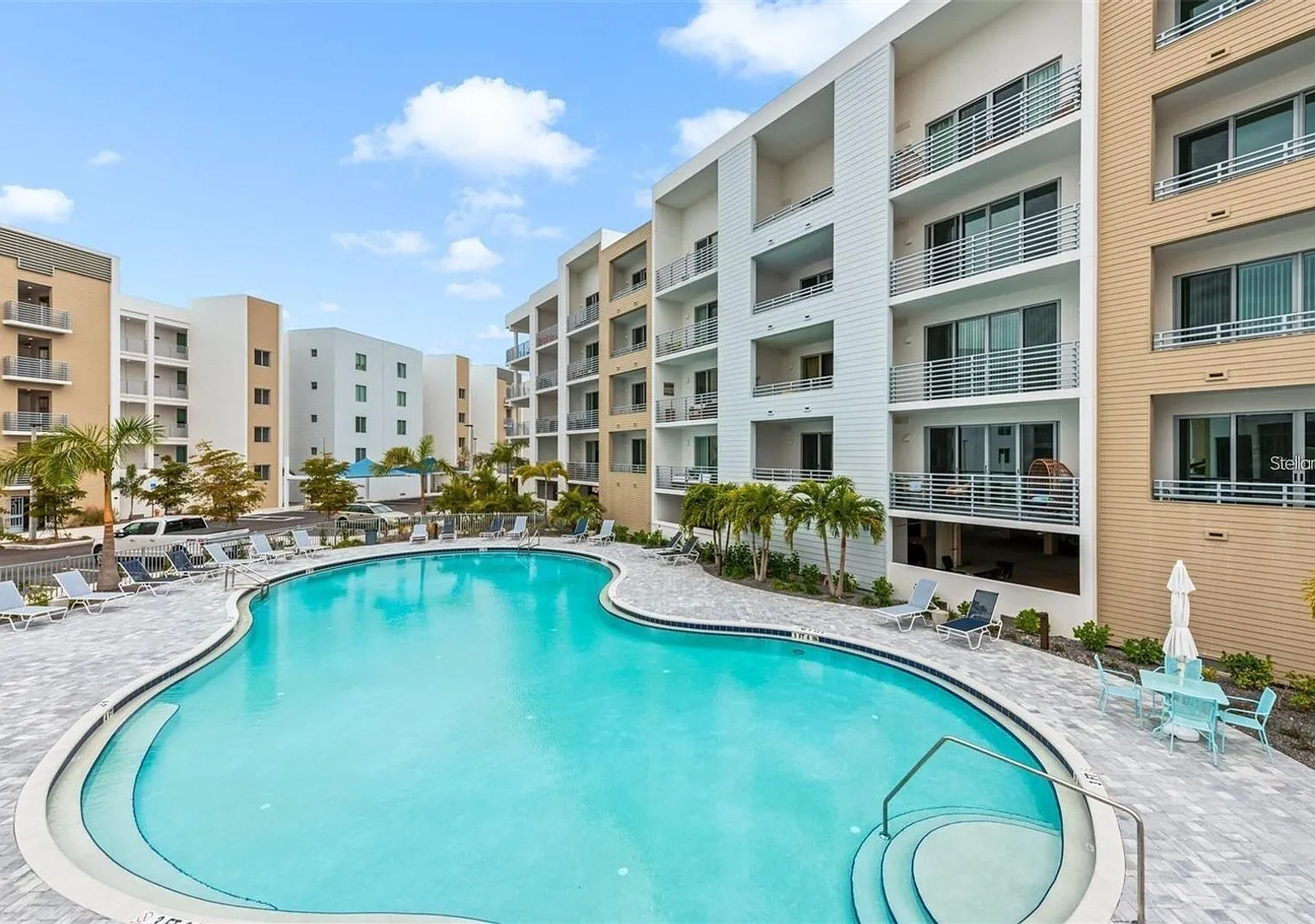 Luxurious, Fully Furnished, Waterfront Sarasota Condo - 2 Bedroom, 2 Bath - Downtown Sarasota — Photo 2
