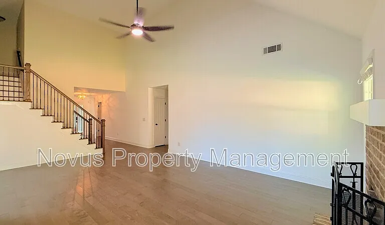 338 Brookstone Dr — Photo 6