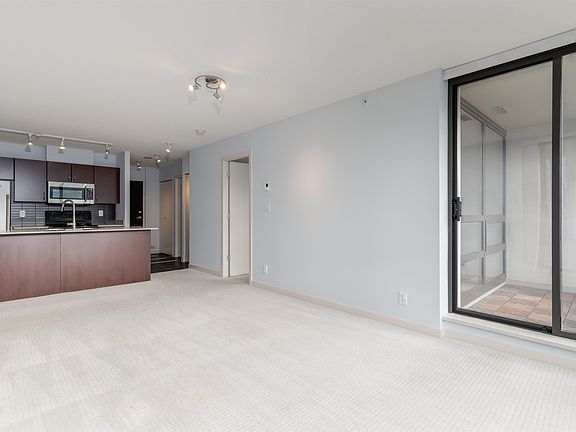 5th image of 933 Hornby St #905