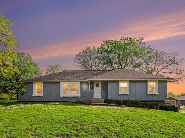 9901 Wayne Ave, Kansas City, MO 64131