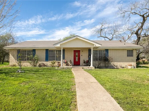 721 N King Street, Alice, TX 78332