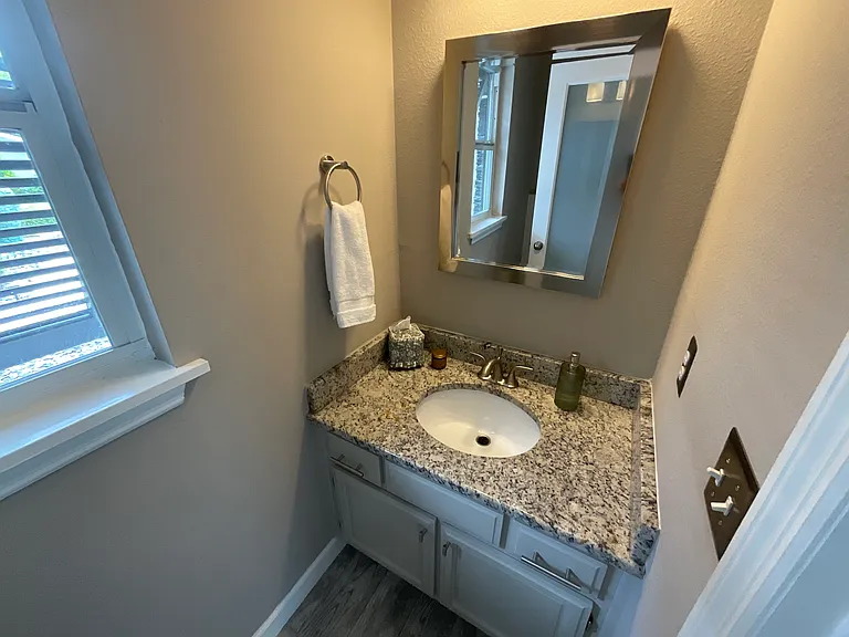 465 Mandalay Rd — Photo 22