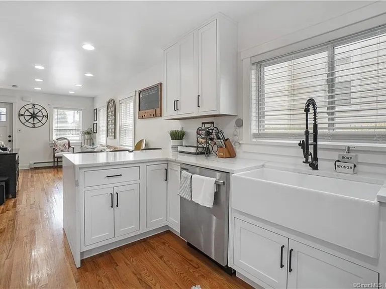 120 Englewood Ave — Photo 6