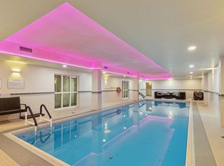 339 N 13th Ave SW #313, Calgary, AB T2R 0K3