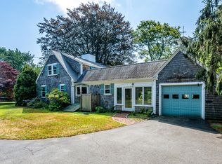 115 Old Stage Rd, Centerville, MA 02632