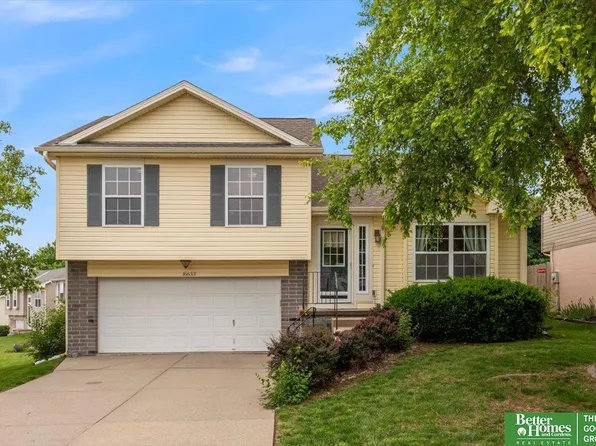 16653 Grant St, Omaha, NE 68116