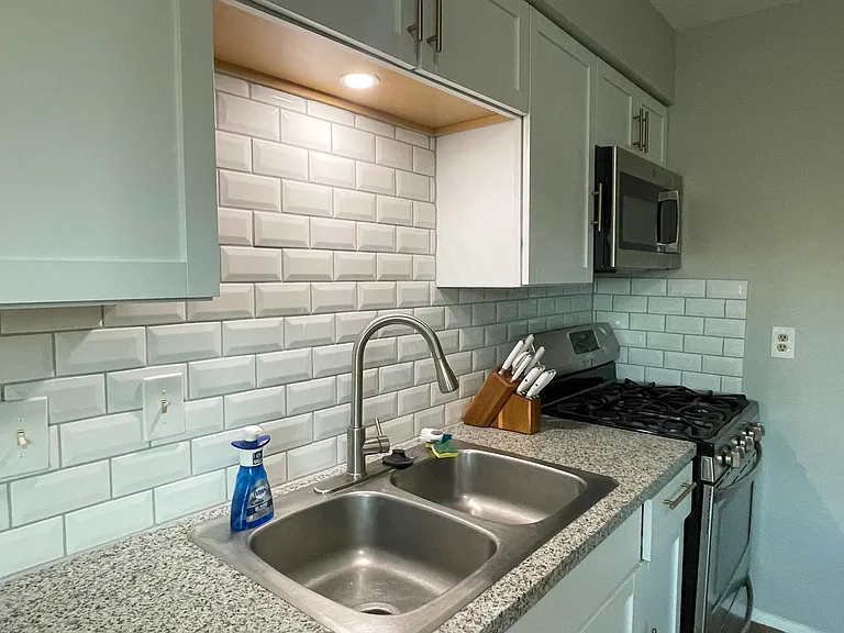 620 S 1st St #307 — Photo 6