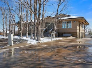 6 Mirada Ct, Pueblo, CO 81005