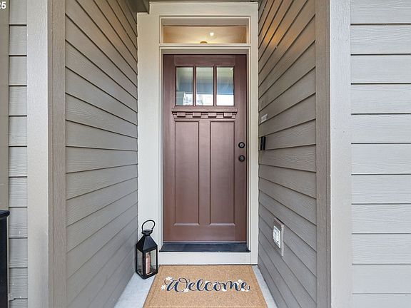 4th image of 15962 NW Central Dr