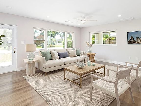 5th image of 2253 GOLDENROD STREET