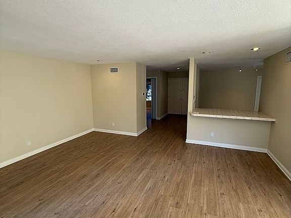 3rd image of 7612 Atron Ave