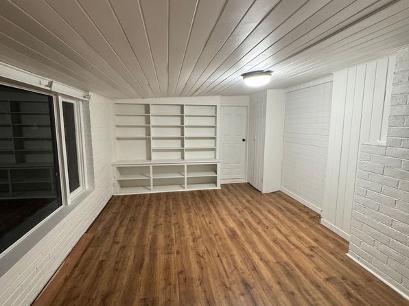 (undisclosed Address)