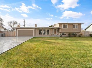 809 Suncrest Ln, Caldwell, ID 83605