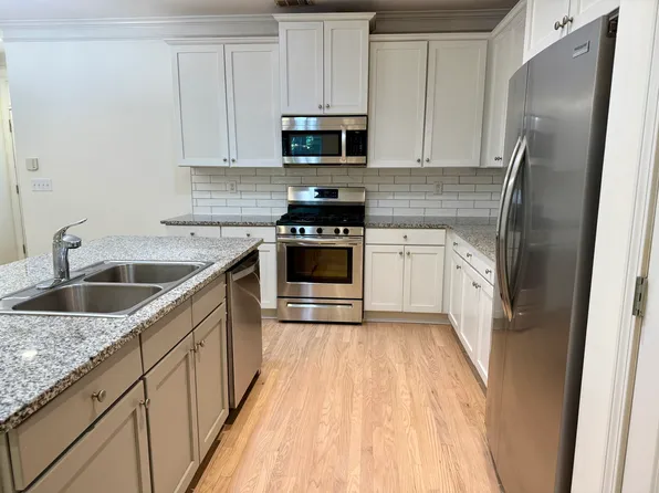 1660 Habershal Rd NW, Atlanta, GA 30318