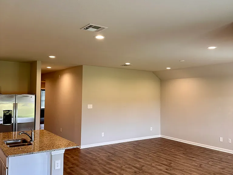 846 Gold Finch Way — Photo 2