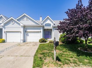 17 Severn Way, Monroe Township, NJ 08831