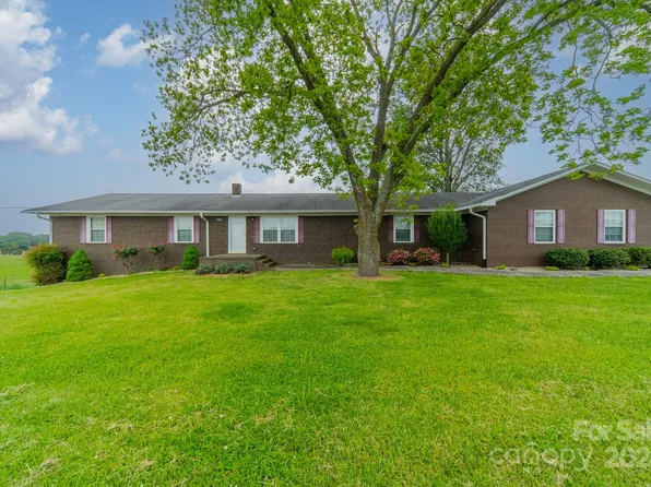 24686 Barbees Grove Rd, Oakboro, NC 28129