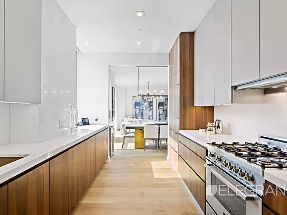 5th image of 360 E 89th St #11B