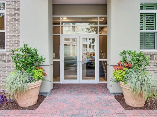 125 Pier View St Unit 209, Daniel Island, SC 29492