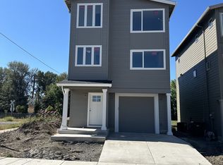 1034 E Ginger Root Ct, Newberg, OR 97132