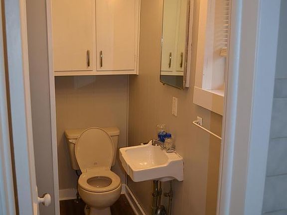 4th image of 73 Grove St #C