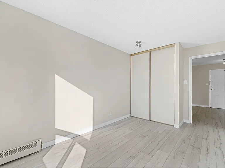 924 14th Ave SW #908 — Photo 15