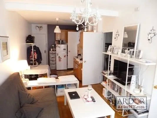 Rented by ArdorNY | media 2