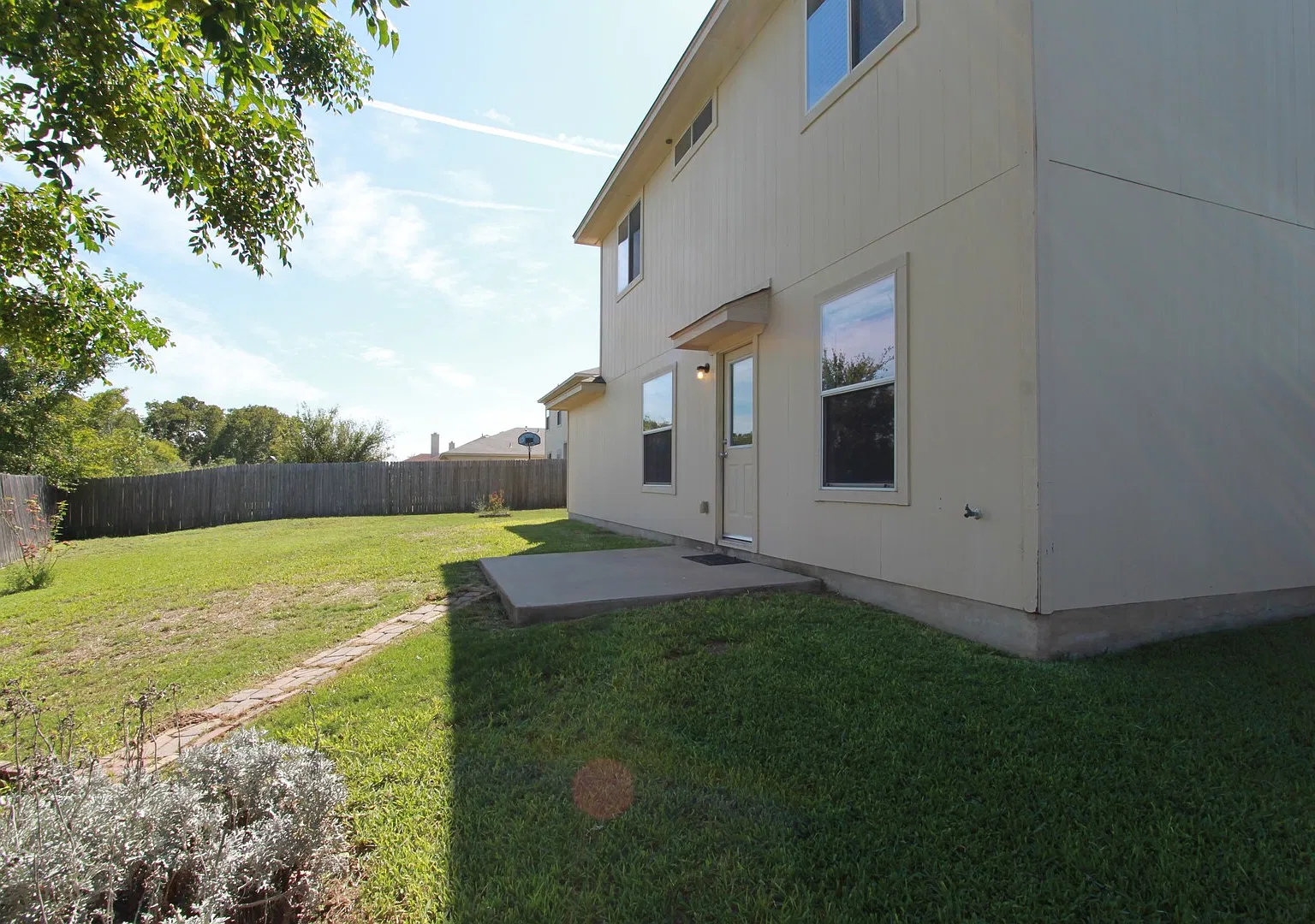 Updated 4 Bedroom, 2.5 Bath Home in Hutto — Photo 3