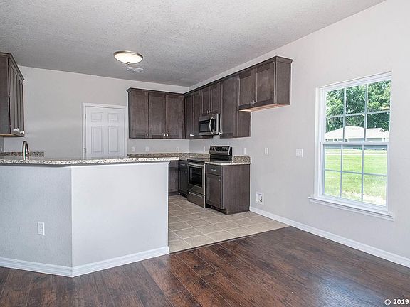 5th image of 419 NW 259th Ter