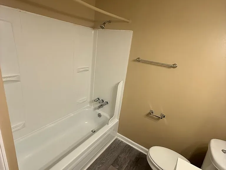 6631 Gracely Dr — Photo 10