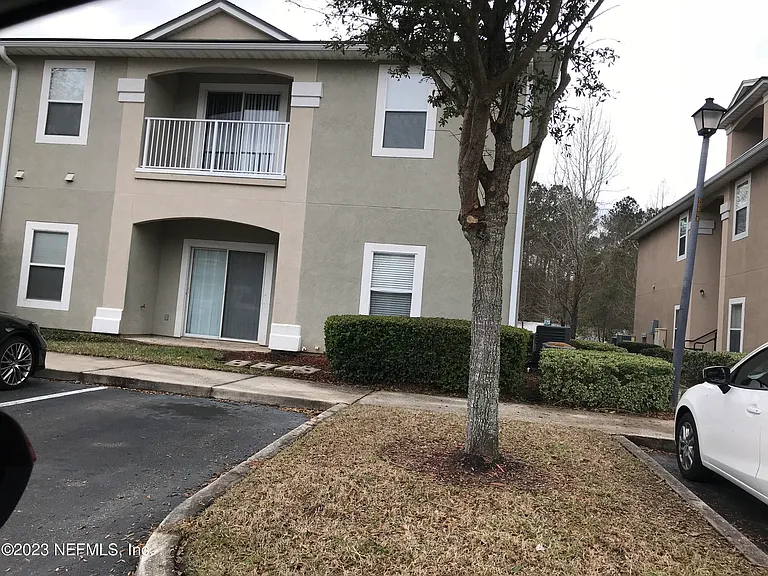 6099 Maggies Cir #101 — Photo 2