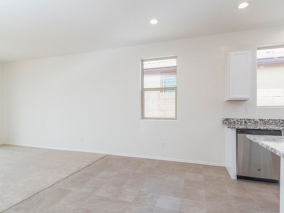 5th image of 16641 W Mescal St