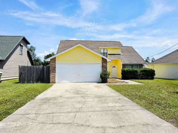 606 Krystal Ln, Lynn Haven, FL 32444