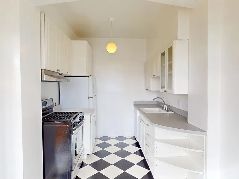 800 Duboce Ave — Photo 11