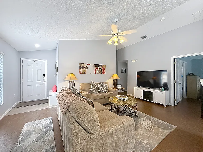 1140 Mariner Cay Dr — Photo 3
