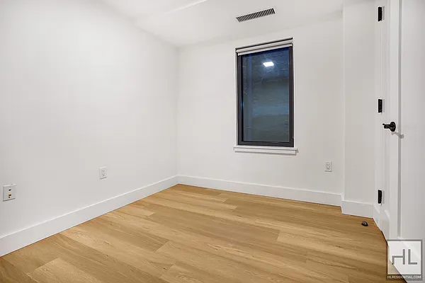 Rented by Highline Residential | media 22