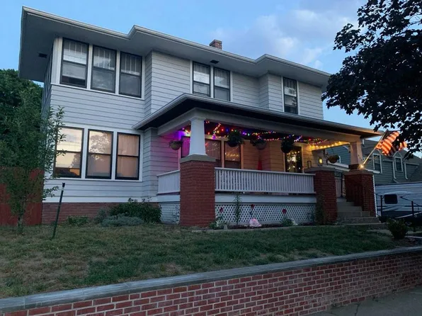 405 N 11th St, Marysville, KS 66508