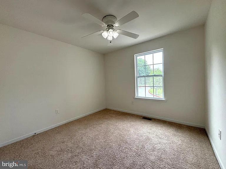 3639 Glouster Dr — Photo 22