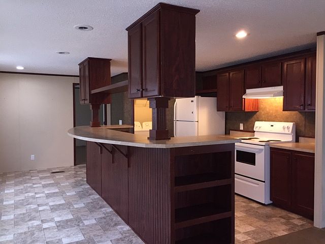 1st image of 34 Pine Dr W