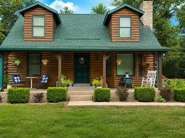1271 Diehr Rd, Wentzville, MO 63385