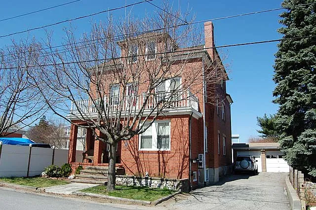 1 bed, $1,385 — Photo 1