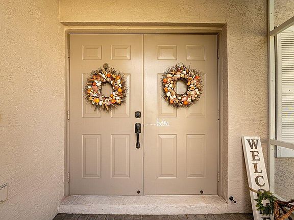 3rd image of 546 SW Indian Key Drive
