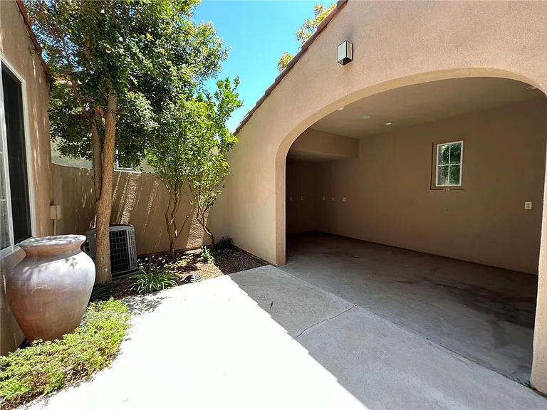 32 Herringbone — Photo 14