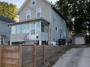 1012 Moeller Ave, Akron, OH 44307