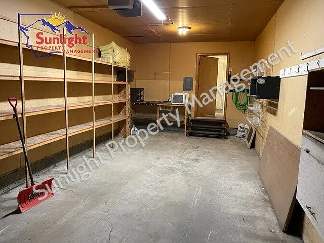 406 S 1st Ave — Photo 14