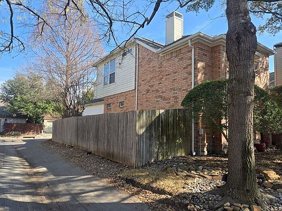 3rd image of 6116 Thursby Ave