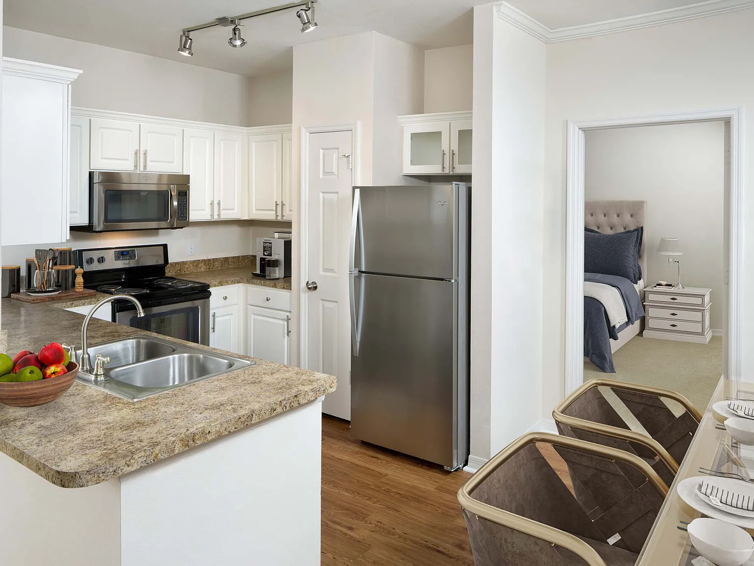 Camden Lago Vista — Photo 1