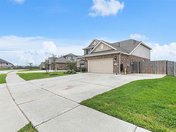 2nd image of 9818 Colonial Downs Dr
