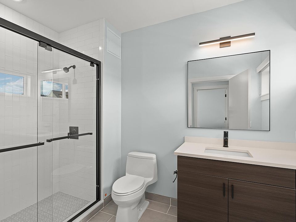 1st image of 52 Auburn St #400