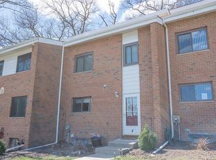 4 Poplar Ln, Middletown, NY 10941